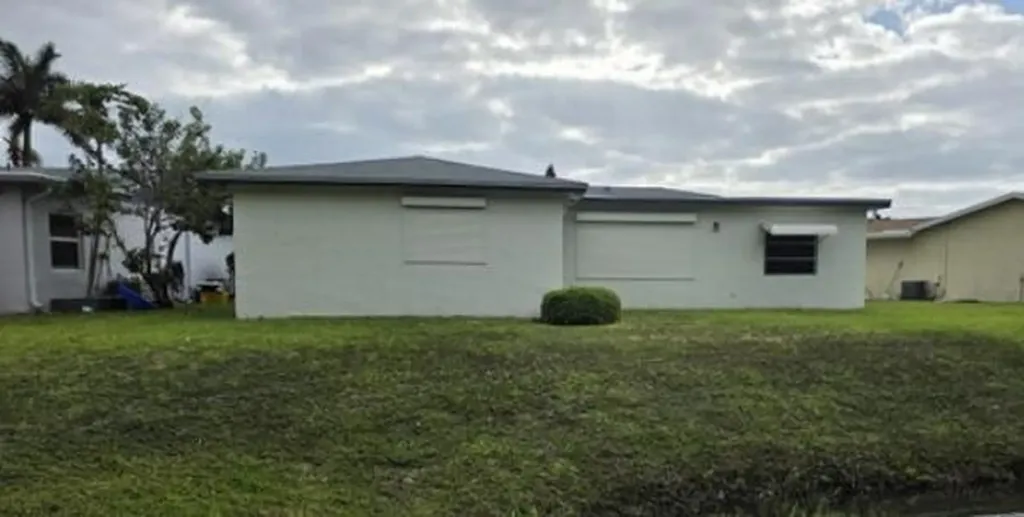 14243 El Clavel Way Delray Beach FL 33484