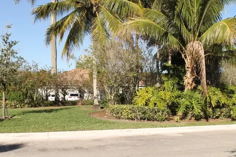 1943 Cygnus Court Weston FL 33327