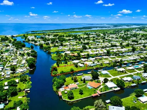 2717 SE 32nd Street Okeechobee FL 34974