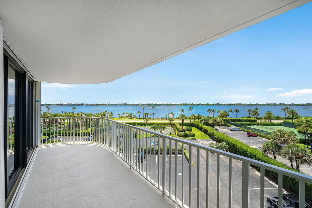 3360 S Ocean Boulevard Palm Beach FL 33480