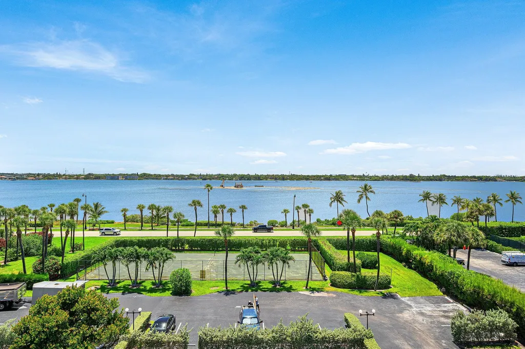 3360 S Ocean Boulevard Palm Beach FL 33480