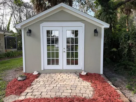 1290 5th Place Vero Beach FL 32962