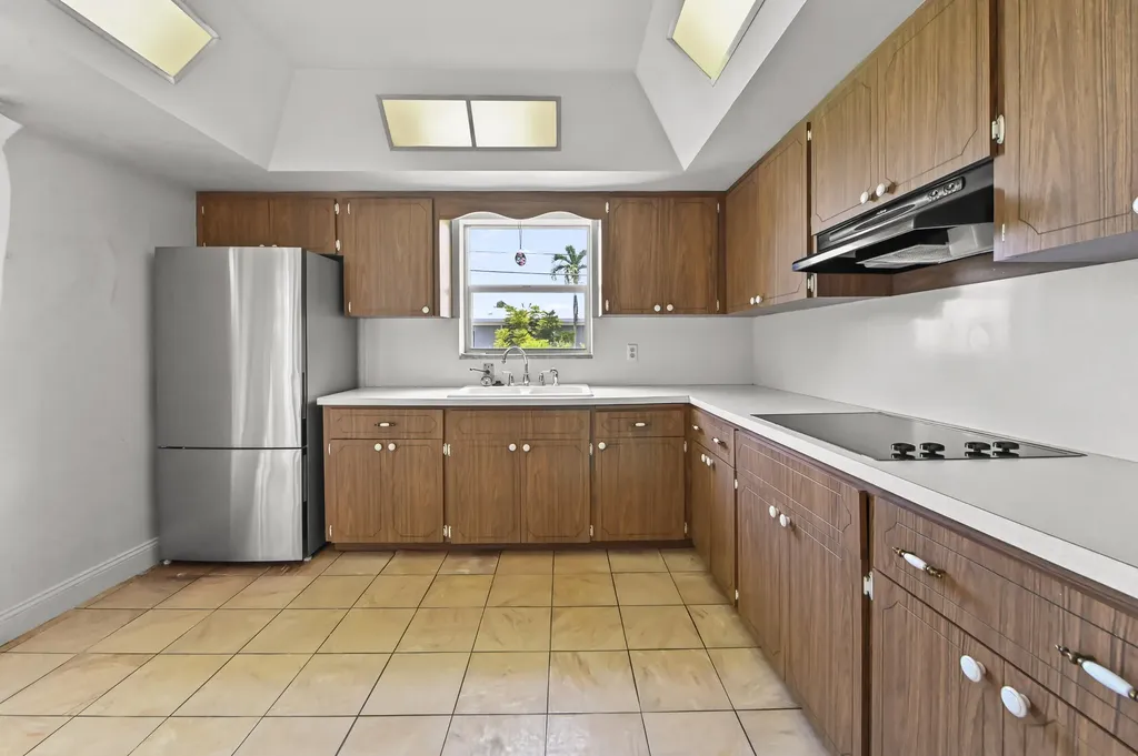 1370 NW 7th Street Boca Raton FL 33486