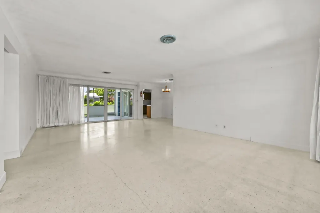 1370 NW 7th Street Boca Raton FL 33486