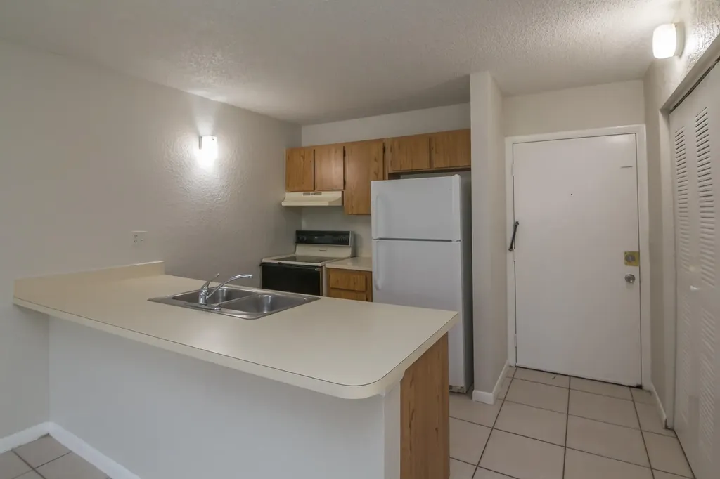 2771 Riverside Drive Coral Springs FL 33065
