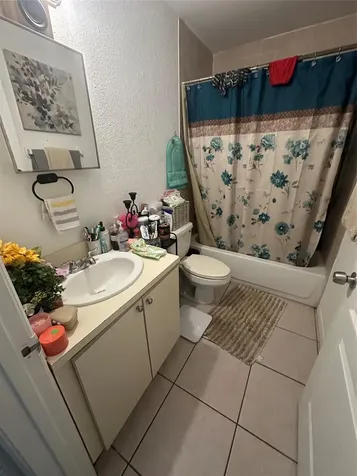 1208 N 57th Avenue Hollywood FL 33021