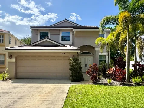 7798 Oak Grove Circle Lake Worth FL 33467