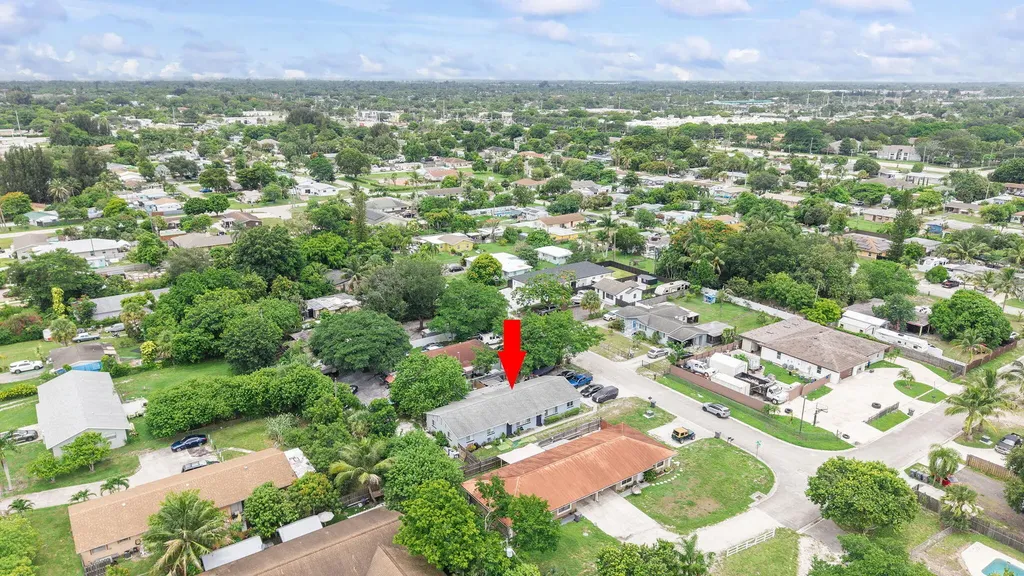 4116 Plumosa Street West Palm Beach FL 33406