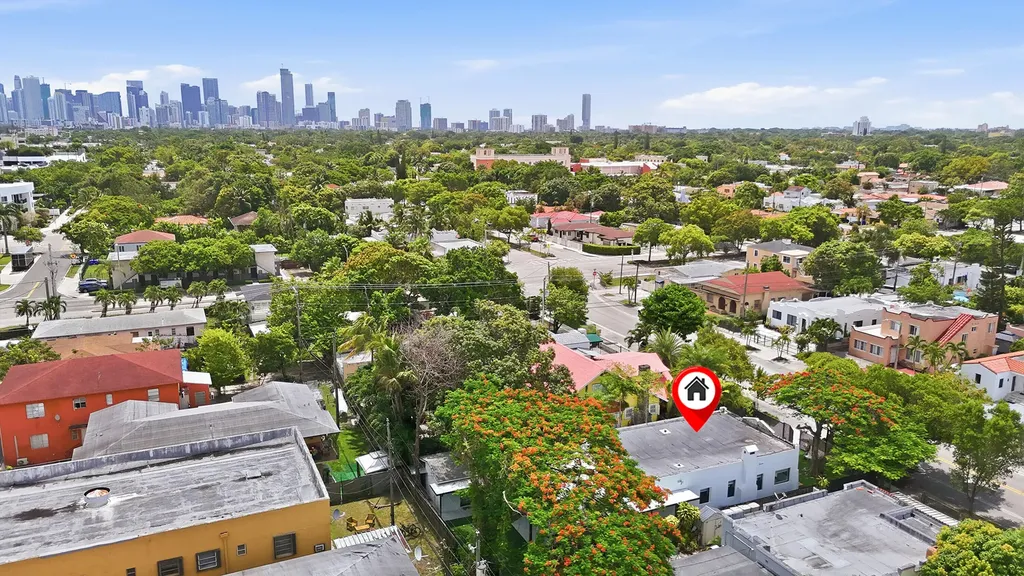 2239 SW 10th Street Miami FL 33135