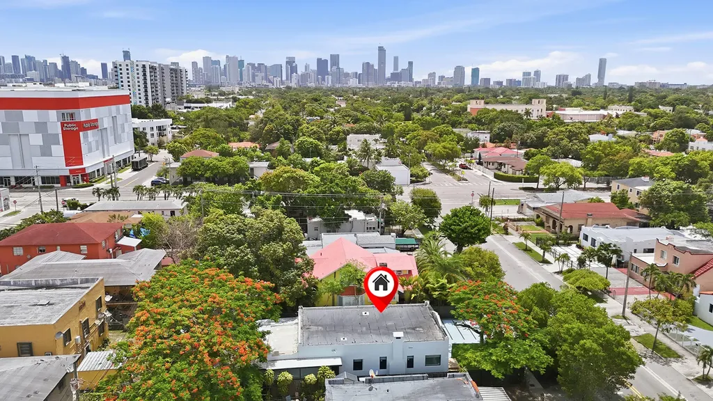 2239 SW 10th Street Miami FL 33135