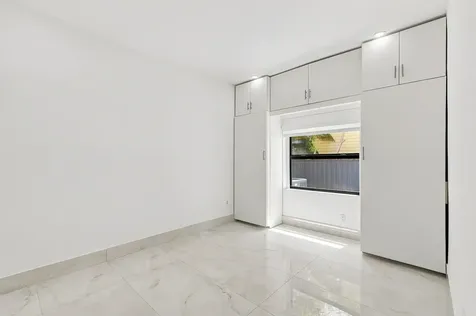 2239 SW 10th Street Miami FL 33135