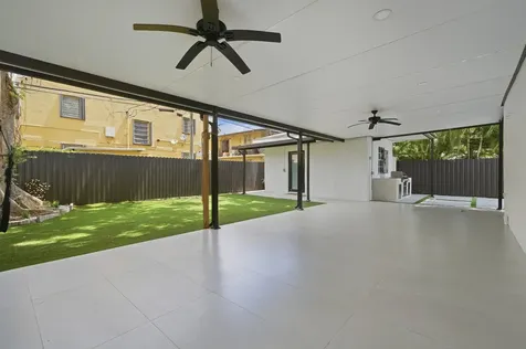 2239 SW 10th Street Miami FL 33135