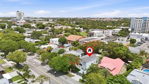 2239 SW 10th Street Miami FL 33135