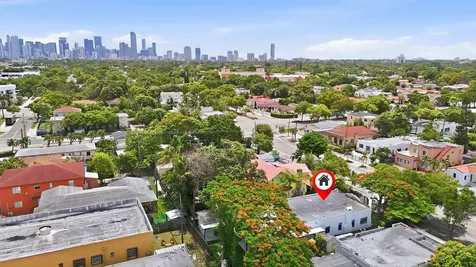 2239 SW 10th Street Miami FL 33135
