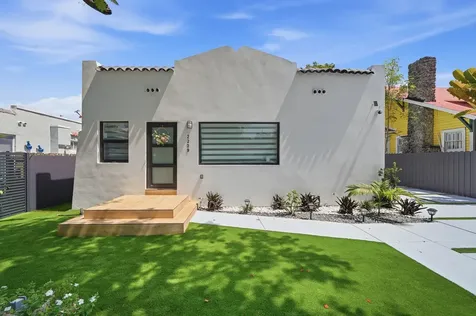 2239 SW 10th Street Miami FL 33135
