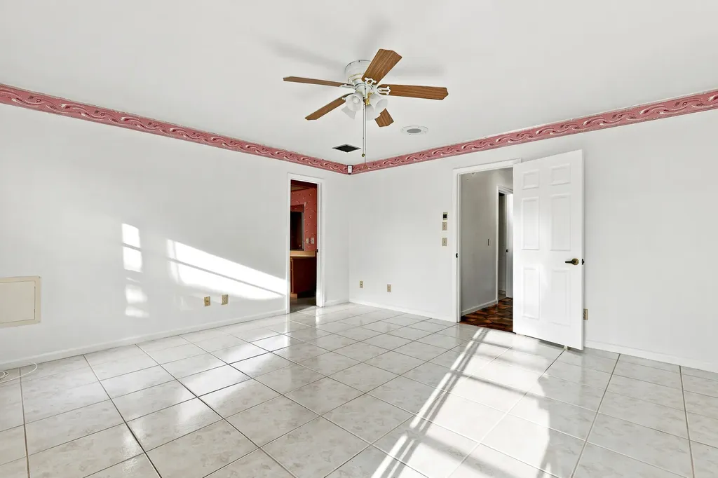3768 Pinehurst Drive Lake Worth FL 33467