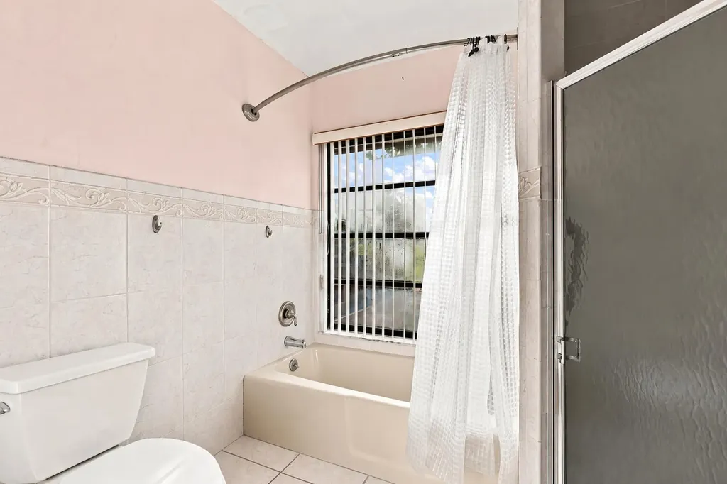 3768 Pinehurst Drive Lake Worth FL 33467