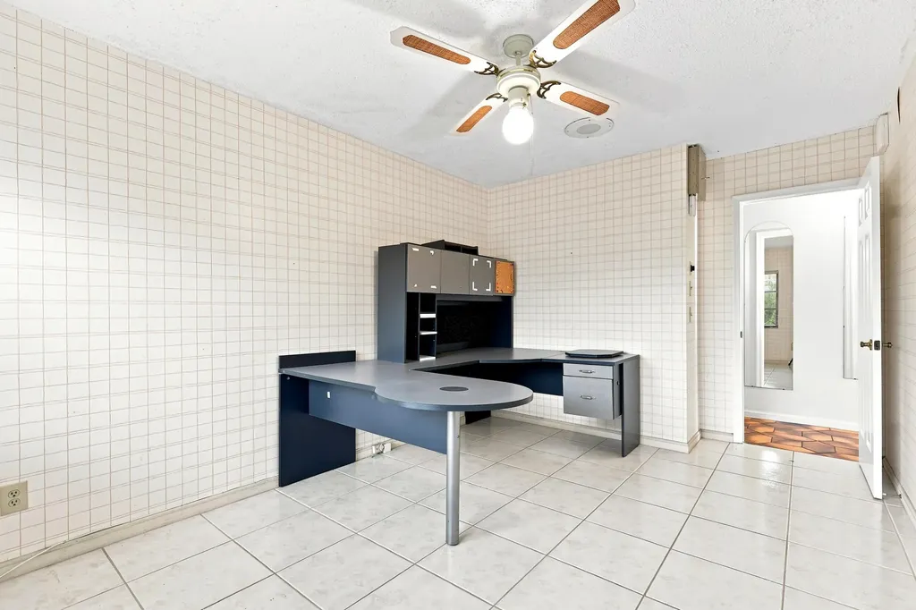 3768 Pinehurst Drive Lake Worth FL 33467