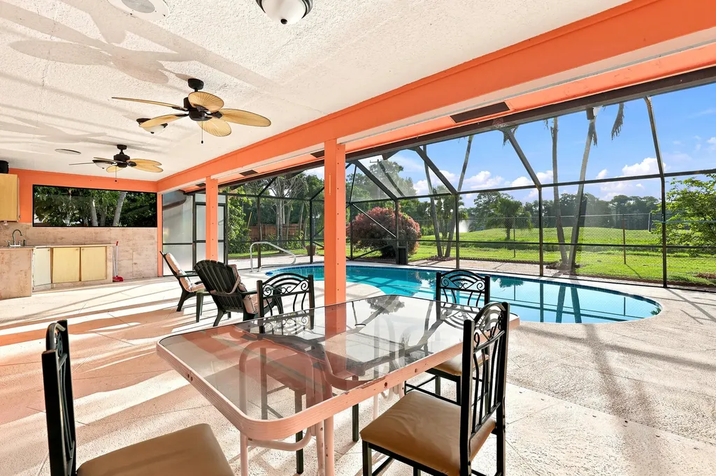 3768 Pinehurst Drive Lake Worth FL 33467