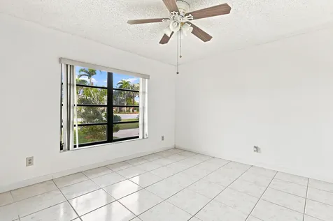 3768 Pinehurst Drive Lake Worth FL 33467