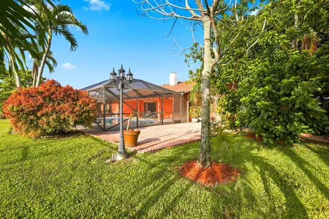 3768 Pinehurst Drive Lake Worth FL 33467