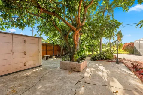 3768 Pinehurst Drive Lake Worth FL 33467