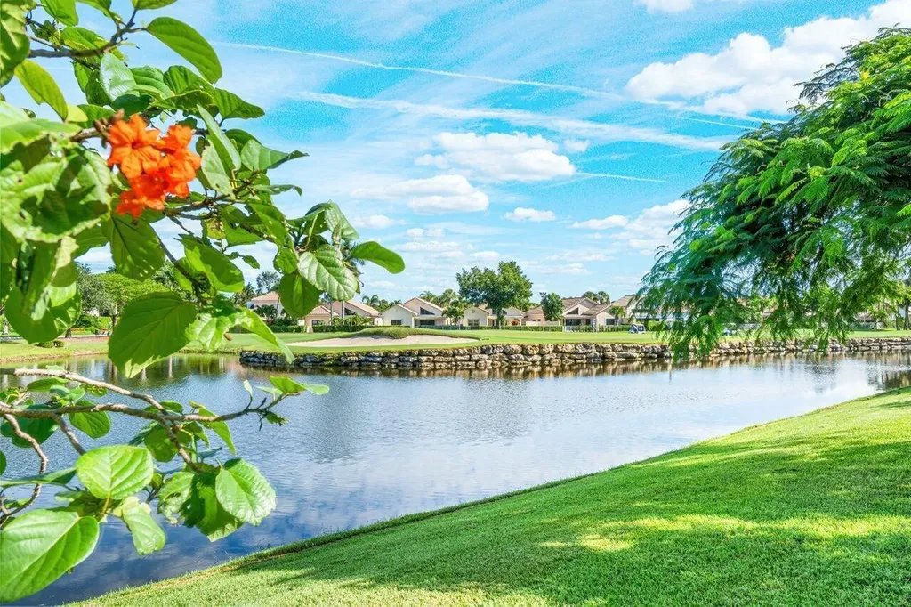 5208 Lake Catalina Drive N Boca Raton FL 33496