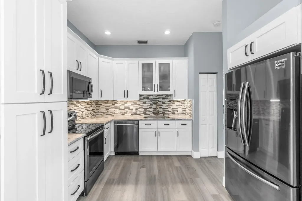 5208 Lake Catalina Drive N Boca Raton FL 33496