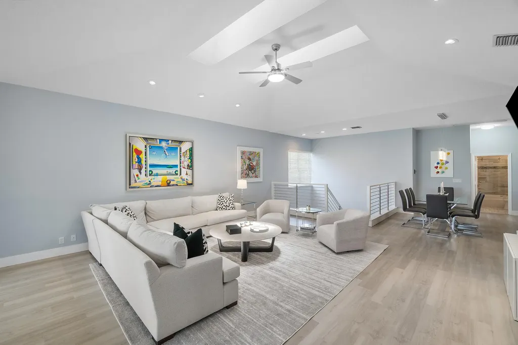5208 Lake Catalina Drive N Boca Raton FL 33496