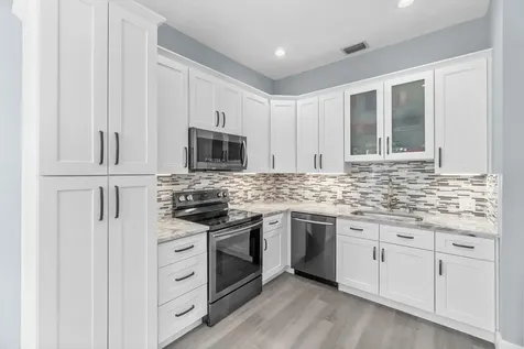 5208 Lake Catalina Drive N Boca Raton FL 33496