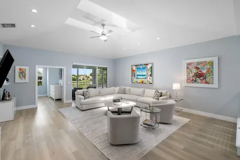 5208 Lake Catalina Drive N Boca Raton FL 33496