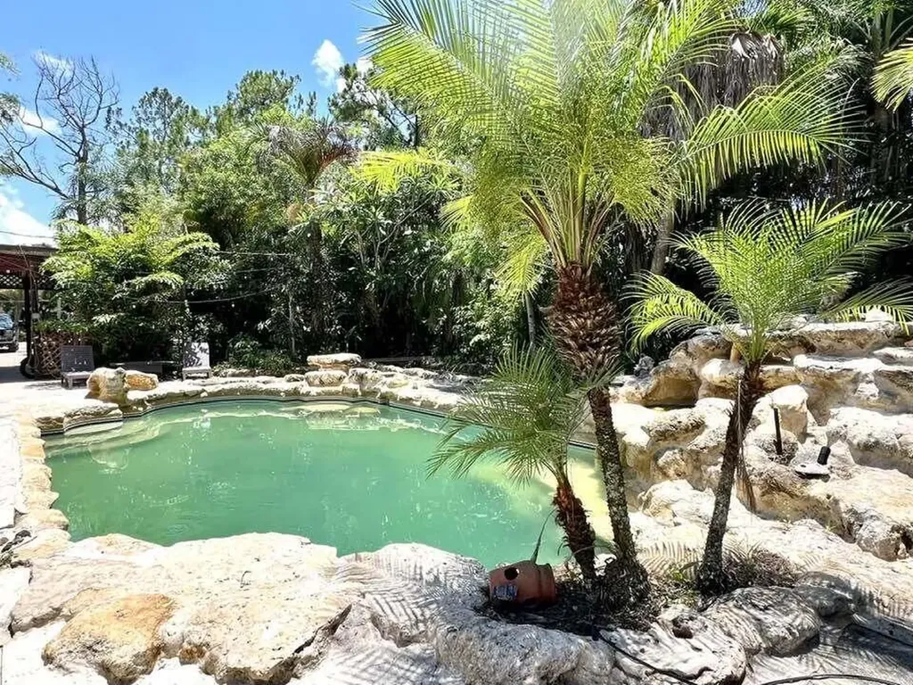 16887 W Trafalgar Drive W The Acreage FL 33470