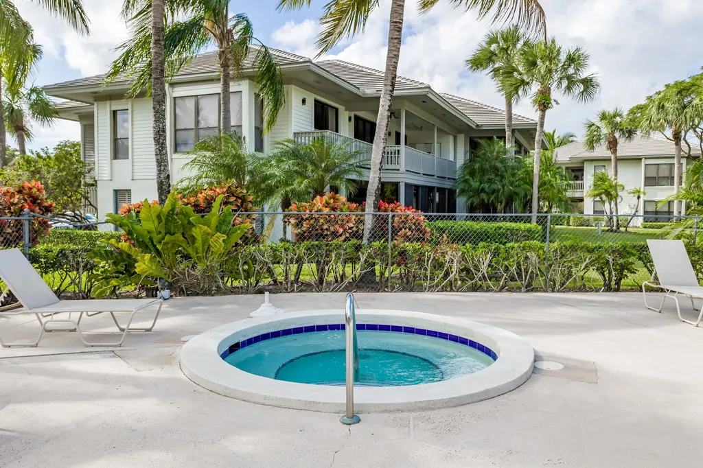 11842 Pebblewood Drive Wellington FL 33414