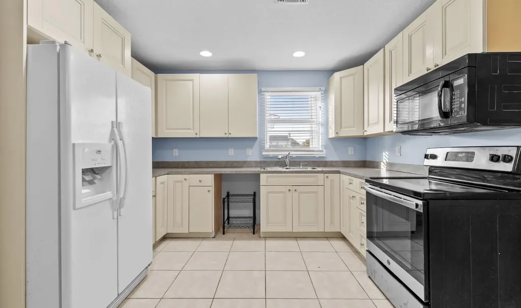 141 NE Naranja Port St Lucie FL 34983