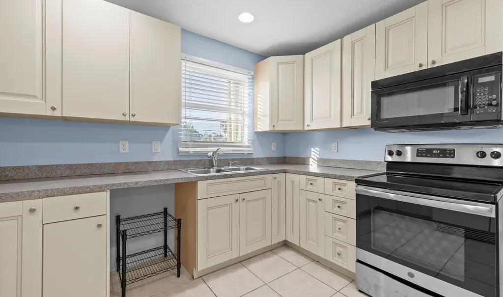 141 NE Naranja Port St Lucie FL 34983