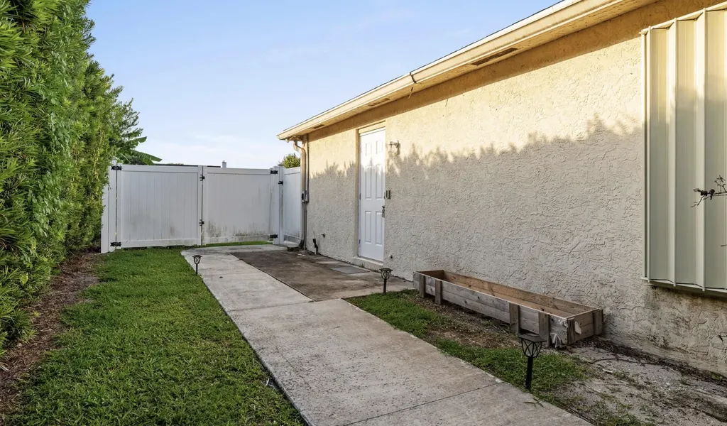 141 NE Naranja Port St Lucie FL 34983
