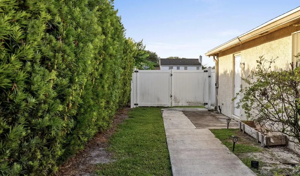 141 NE Naranja Port St Lucie FL 34983