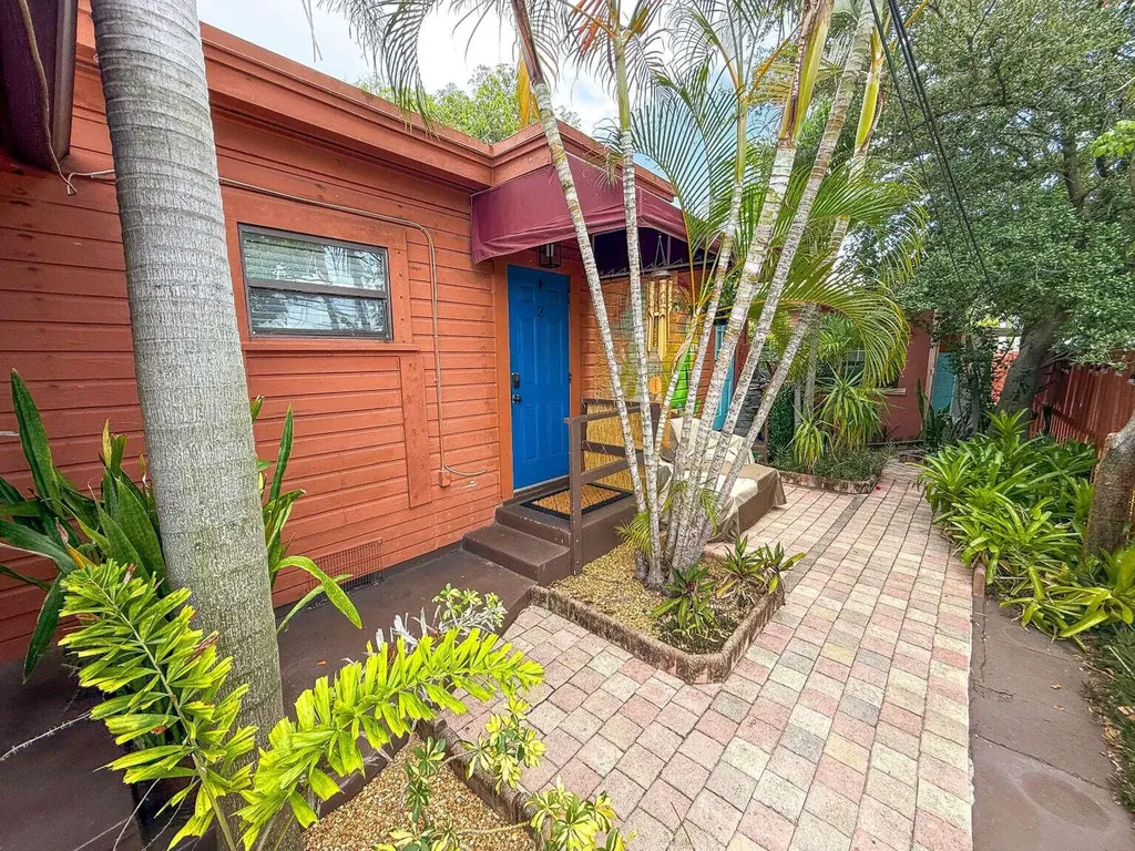 17 S L Street Lake Worth Beach FL 33460
