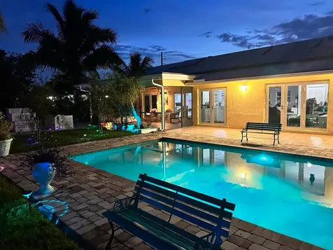 5010 Woodstone Circle N Lake Worth FL 33463