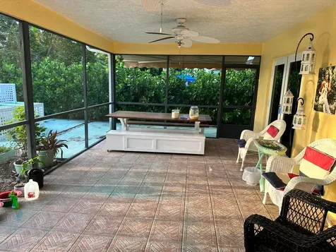 5010 Woodstone Circle N Lake Worth FL 33463