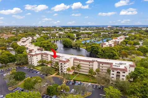2105 Lavers Circle Delray Beach FL 33444