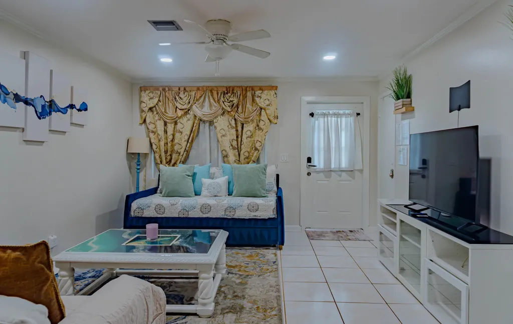1230 Block Island Wellington FL 33414