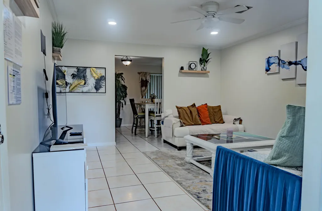 1230 Block Island Wellington FL 33414