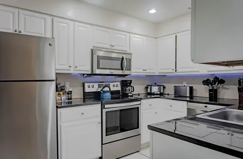 1230 Block Island Wellington FL 33414