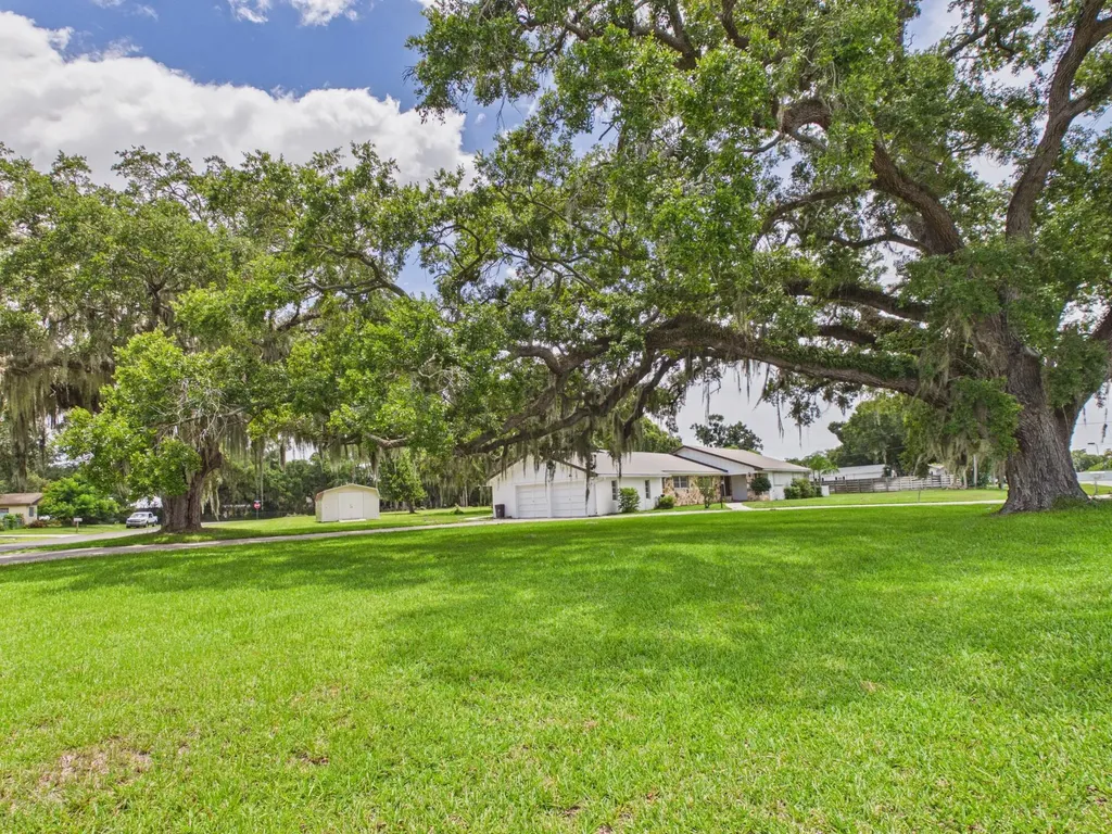 1501 SE 8th Drive Okeechobee FL 34974