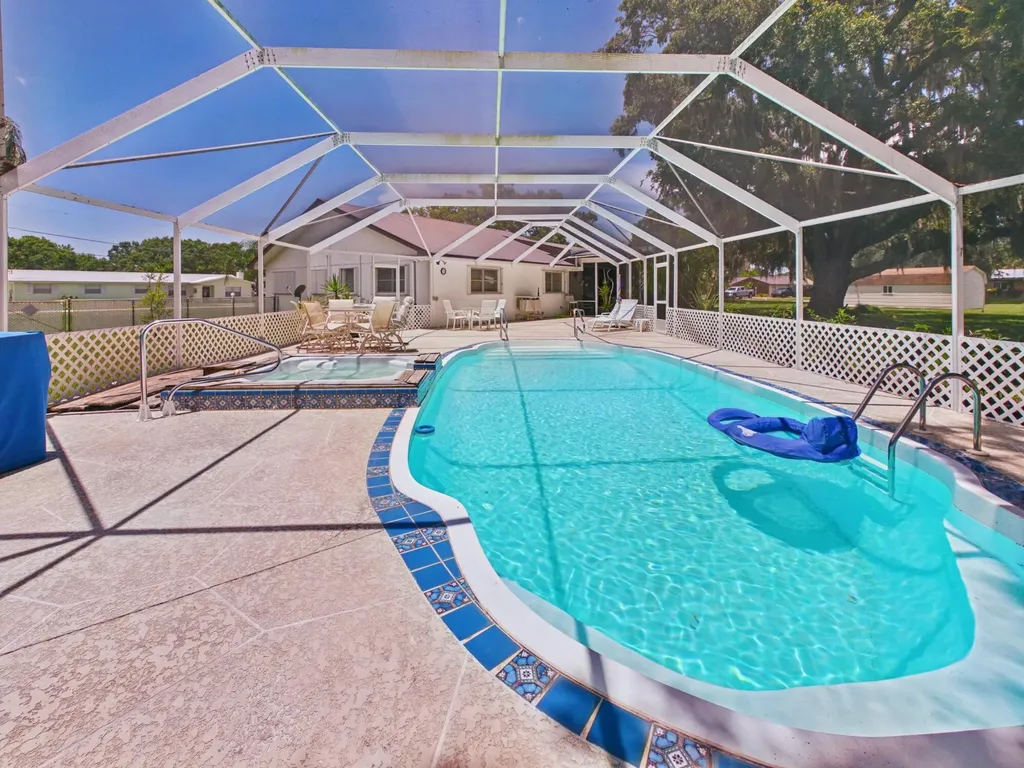 1501 SE 8th Drive Okeechobee FL 34974