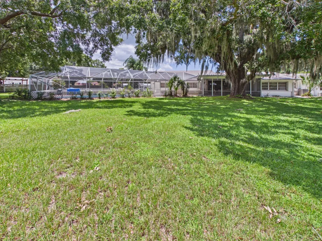 1501 SE 8th Drive Okeechobee FL 34974