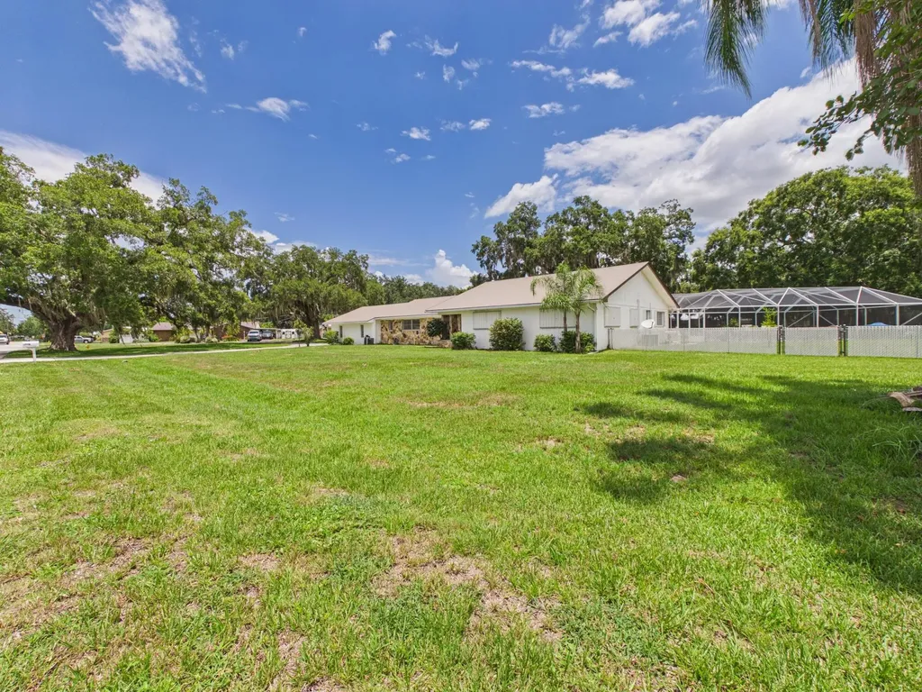 1501 SE 8th Drive Okeechobee FL 34974