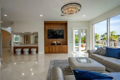 2530 NE 31st Court Lighthouse Point FL 33064