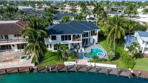 2530 NE 31st Court Lighthouse Point FL 33064